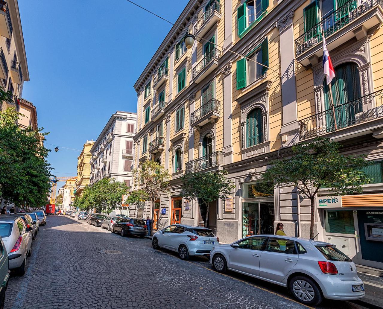 Bed and Breakfast Be Italian Flat Duomo 319 Neapol Exteriér fotografie