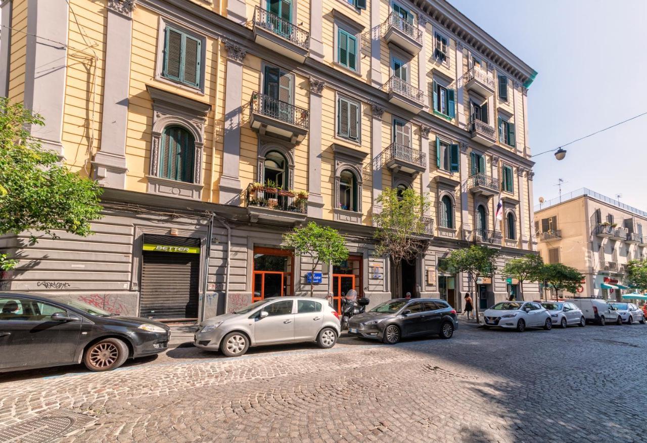 Bed and Breakfast Be Italian Flat Duomo 319 Neapol Exteriér fotografie