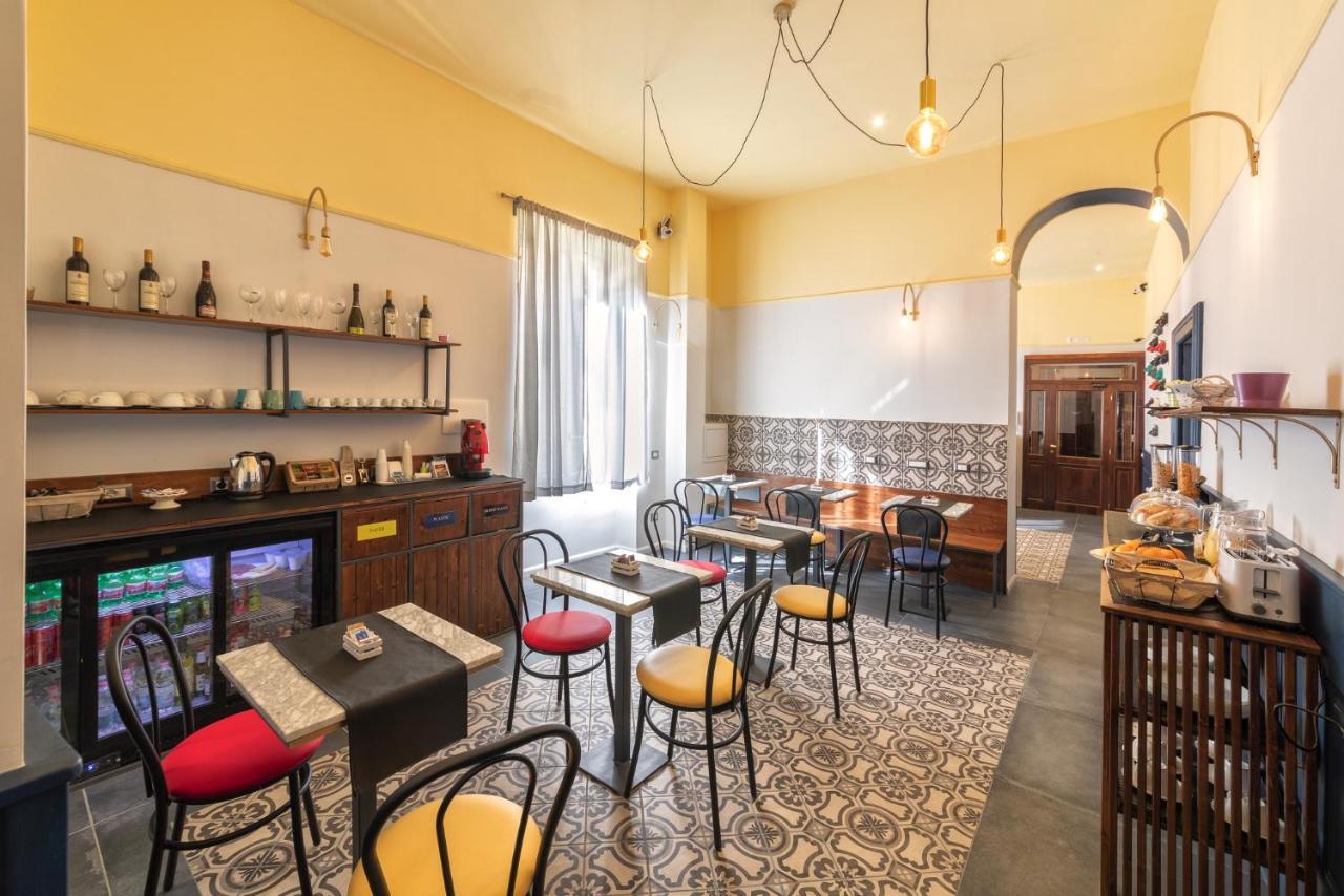 Bed and Breakfast Be Italian Flat Duomo 319 Neapol Exteriér fotografie