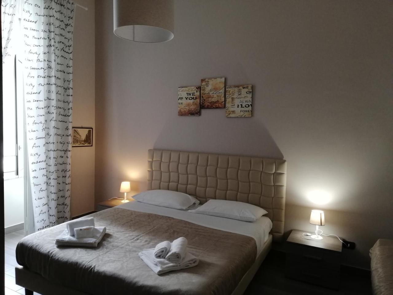 Bed and Breakfast Be Italian Flat Duomo 319 Neapol Exteriér fotografie