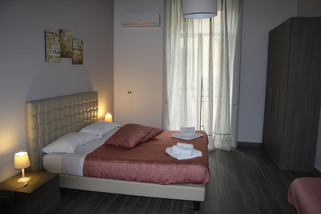 Bed and Breakfast Be Italian Flat Duomo 319 Neapol Exteriér fotografie