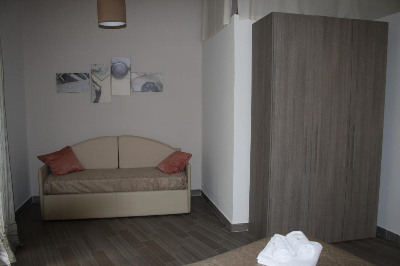 Bed and Breakfast Be Italian Flat Duomo 319 Neapol Exteriér fotografie